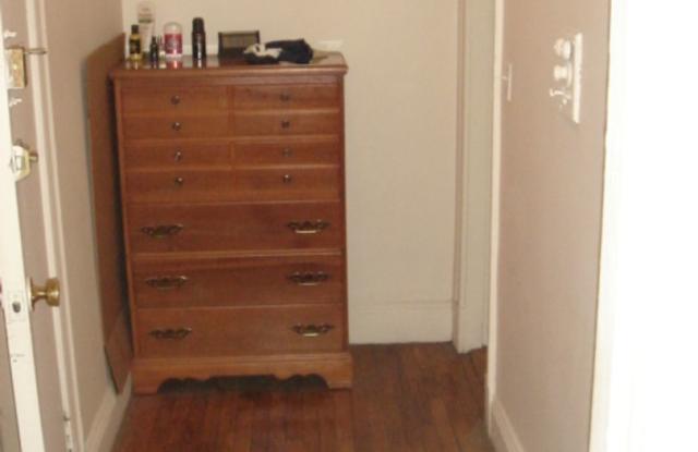 NO FEE 2 Bed split for 6/1 on Green line Heat Hw inc Students ok August 1 Gallery 4