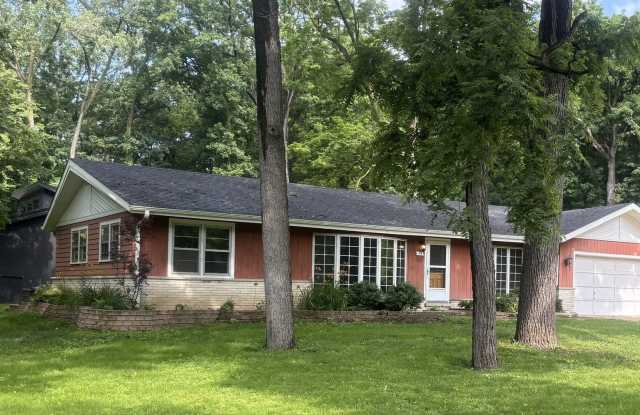 144 N Maple Avenue photos photos