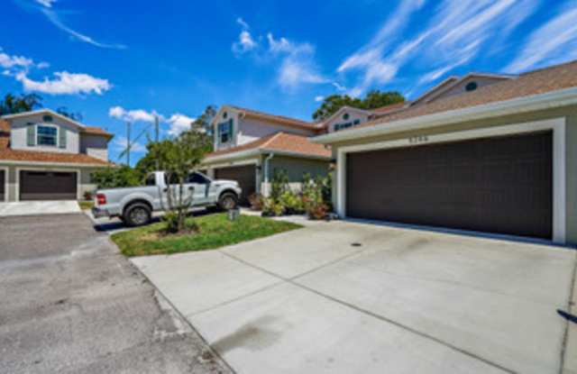 5246 Neil Drive Gallery 3