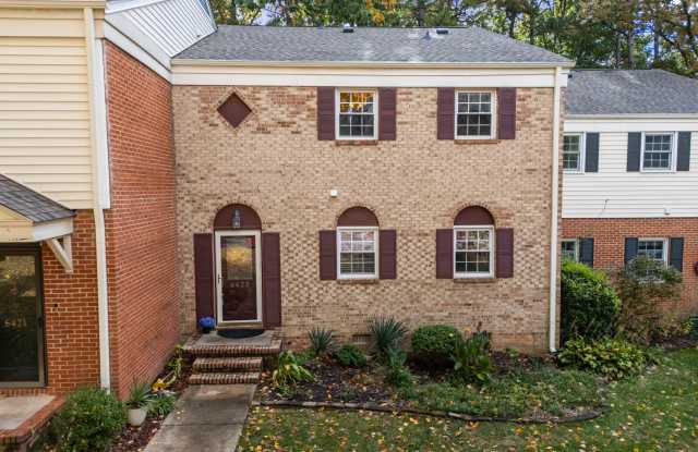 6423 New Market Way - 1 Gallery 3