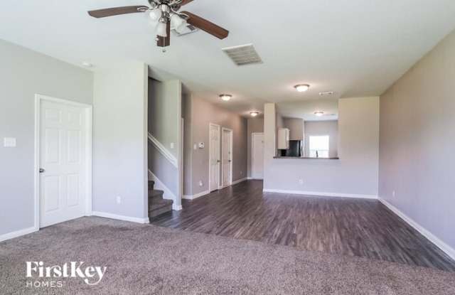 1027 Paradise Road Gallery 3