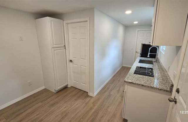 3142 DIANA DR Gallery 3