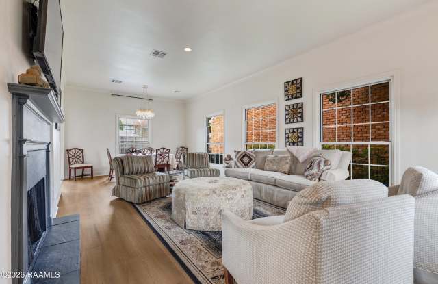 13 Heatherstone Drive Gallery 3