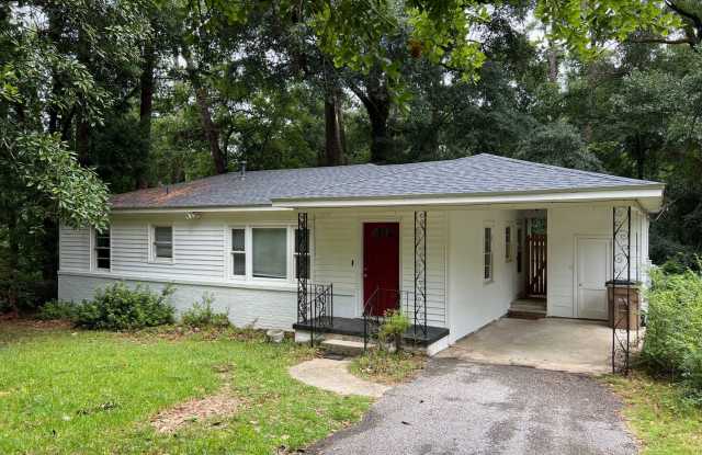2/1 Located in the Hilltop Neighborhood photos photos