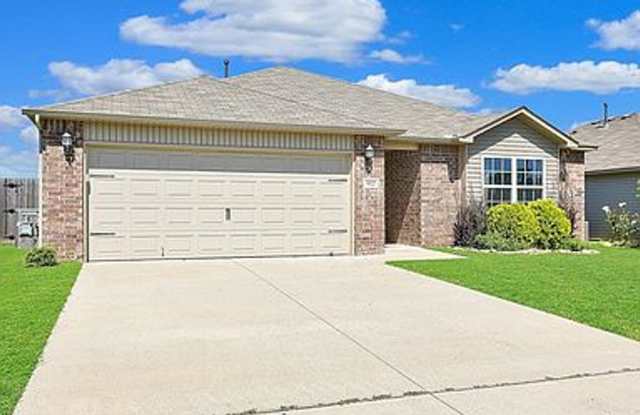3 Bed | 2 Bath in Owasso! Gallery 1