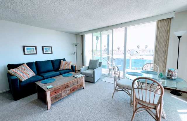 Charming 1 Bedroom 1 Bath-Fully Furnished Just feet away from the Sandy Beach photos photos