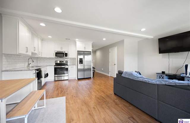 113 Graystone Court Gallery 3