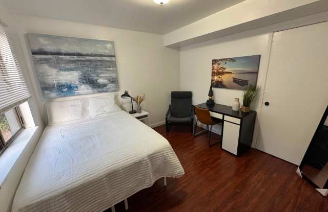 Spacious Private Furnished Room Downtown Salt Lake Amazing location photos photos