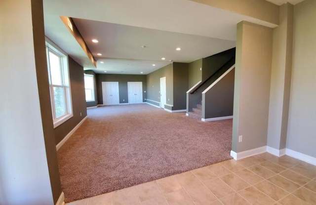 12707 Windsor Crest Court Gallery 2