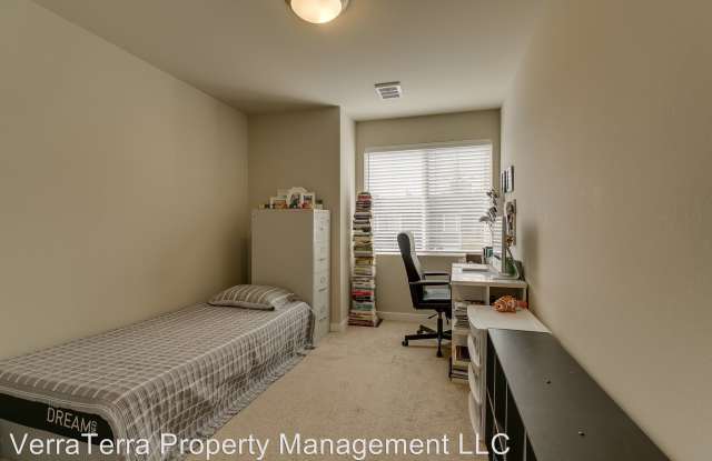 1911 78th Pl SE Gallery 4