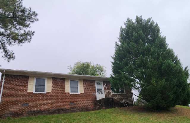 2213 Wintergreen Pl Gallery 1