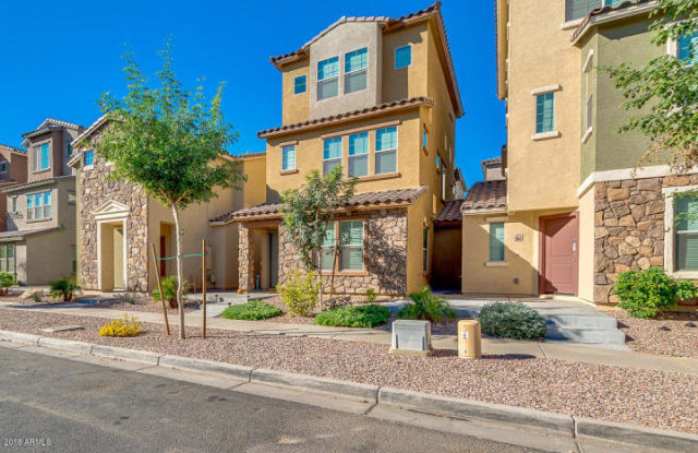 2038 N 77th Dr - 2038 North 77th Drive, Phoenix, AZ 85035