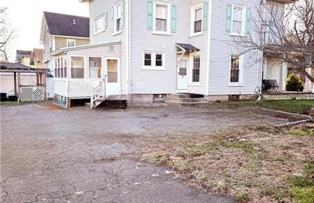 1187 Quinnipiac Avenue Gallery 2