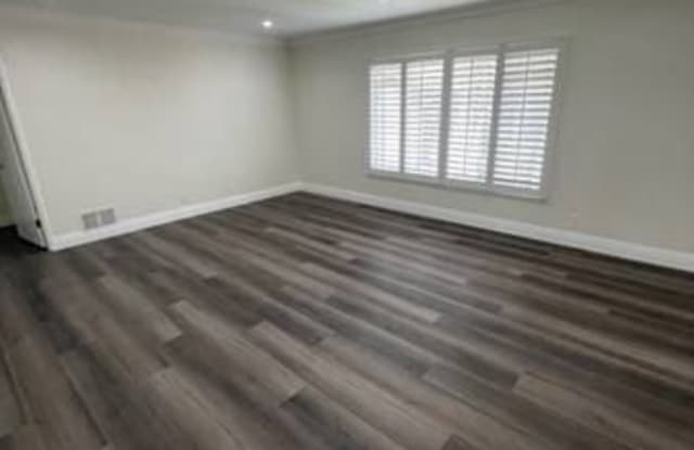 1427 N Laurel Ave - 1427 North Laurel Avenue, West Hollywood, CA 90046