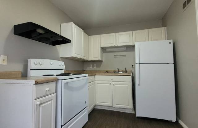 405 N Greenwich photos photos