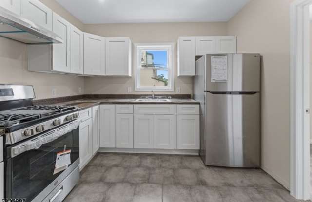 97 Rosa Parks Blvd - 97 Rosa Parks Boulevard, Paterson, NJ 07501