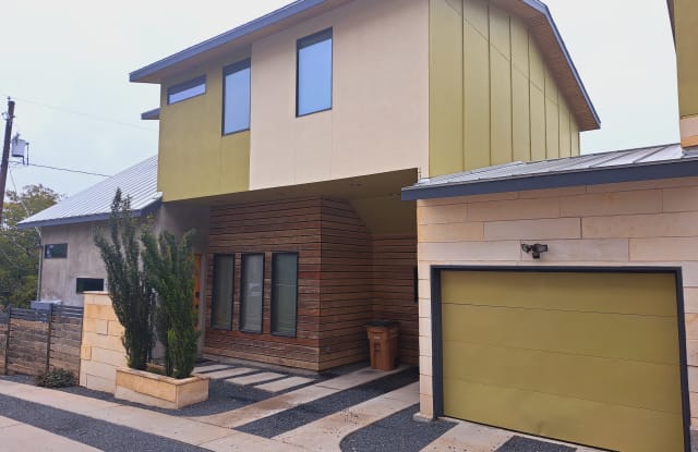 607 Peacock Ln Unit A - 607 Peacock Lane, Austin, TX 78704