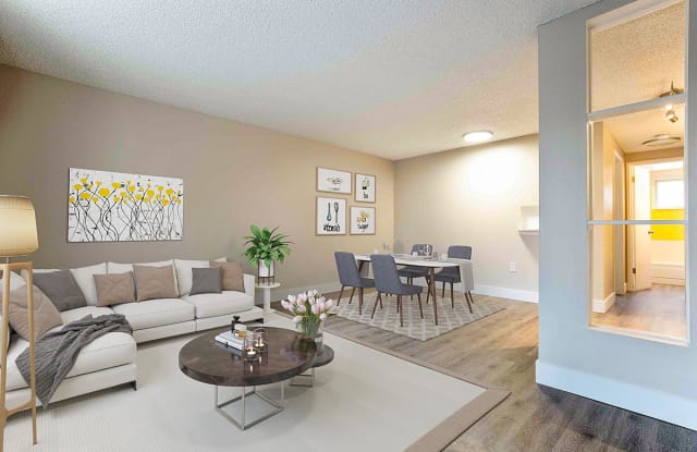 South Washington St Apts Gallery 2