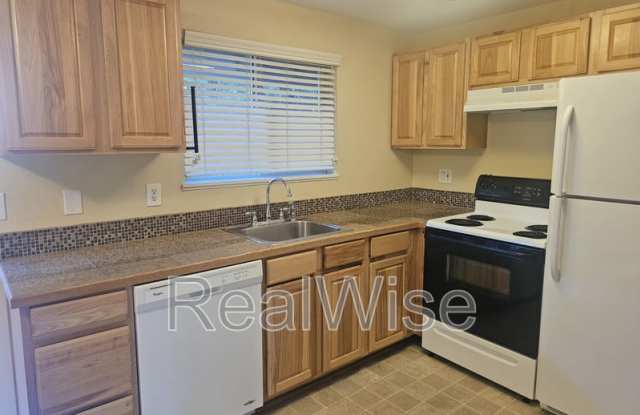 12580 SW 128th Ave - 12580 Southwest 128th Avenue, Tigard, OR 97223