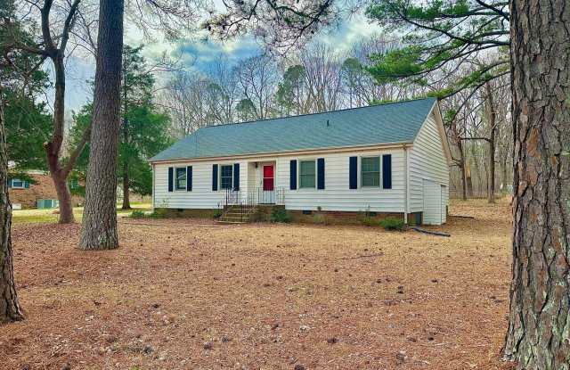 Updated 3BR Ranch | Large Lot, Deck  Modern Finishes – Minutes to Durham photos photos