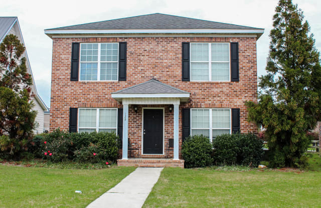 129 Herschel Drive Gallery 1