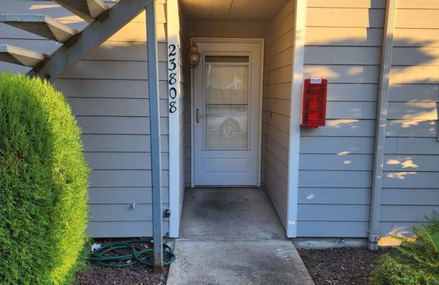 23808 102nd Ave SE - 23808 102nd Avenue Southeast, Kent, WA 98031