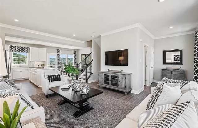 3000 Olivetre Dr. Gallery 3
