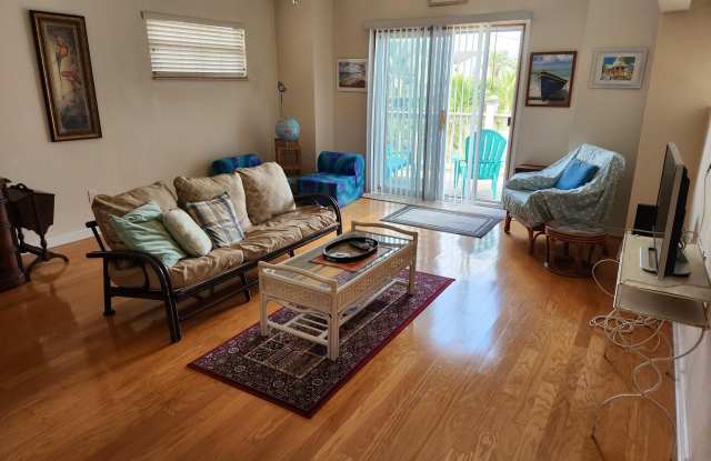 1144 Fernandina Street Gallery 2