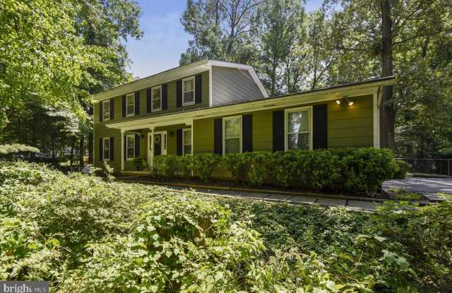 5105 SUMMIT DRIVE Gallery 2