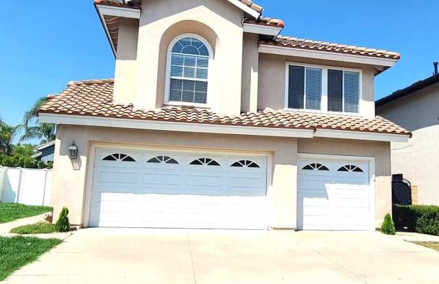 Single Family House - 4 Bedrooms + 2.5 Baths + 3 car garages. photos photos