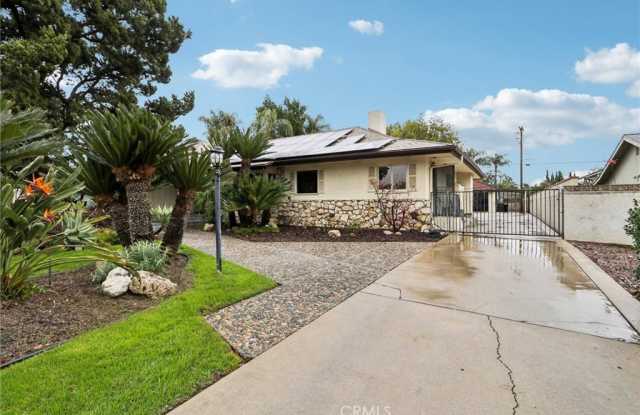 8942 Oak Park Avenue photos photos
