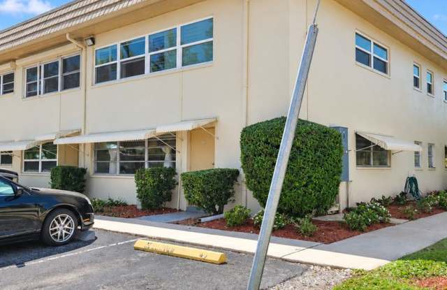 ROOM WITH PRIVATE BATHROOM FOR RENT – ST. PETERSBURG, FL Gallery 1