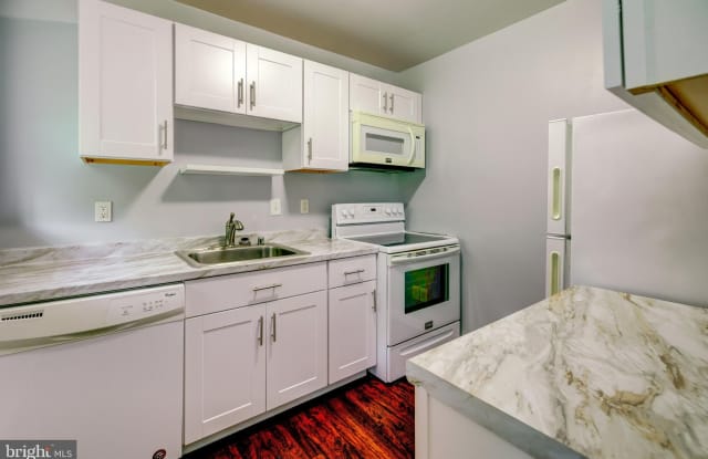 3887 RODMAN STREET NW - 3887 Rodman Street Northwest, Washington, DC 20016