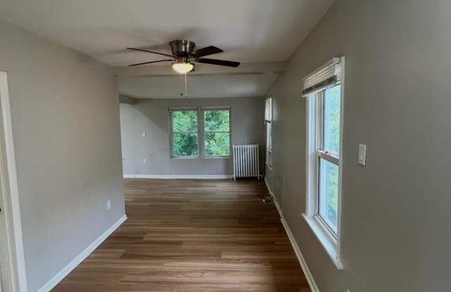 157 CLIFTON Avenue Gallery 4