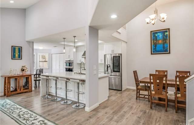 16 Monterey Court Gallery 4