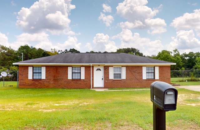 204 Lowery Street - 204 Lowery Street, Enterprise, AL 36330