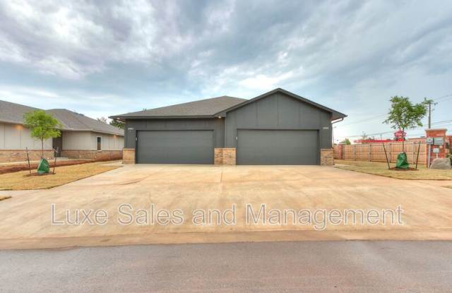 8016 NW 110th Dr photos photos 8016 NW 110th Dr photos photos