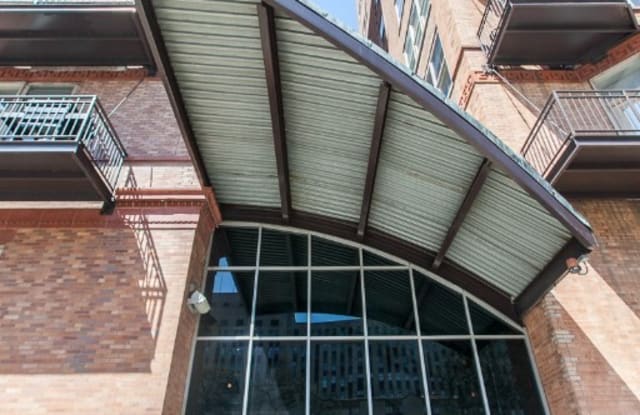 500 South Clinton Street - 500 South Clinton Street, Chicago, IL 60607