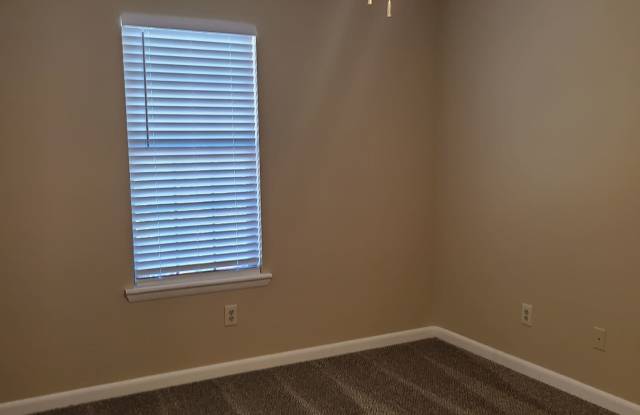 Ashley Manor Townhomes Gallery 3