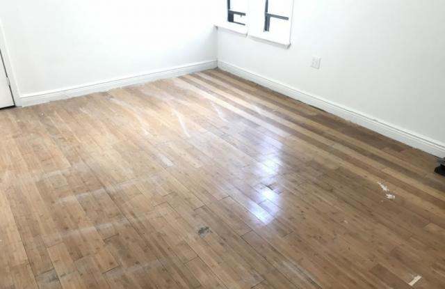2025 Regent Place Gallery 4