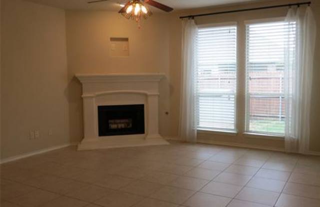 15737 Carlton Oaks Drive Gallery 4