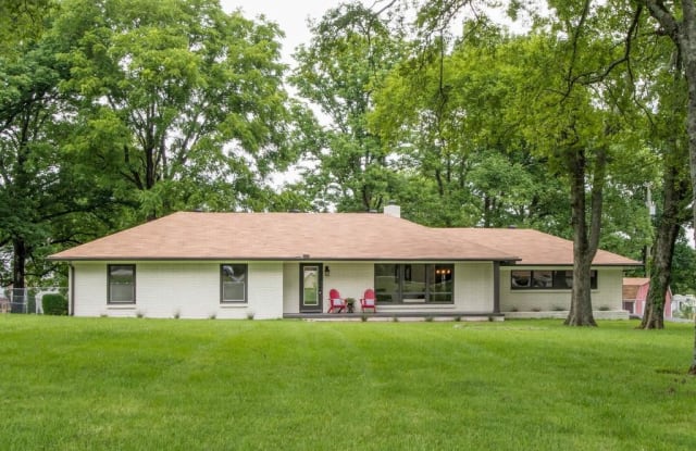 305 Shepherd Hills Dr - 305 Shepherd Hills Drive, Nashville, TN 37115