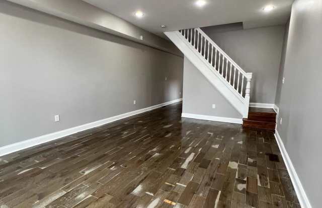 1840 E NORTH AVENUE Gallery 2
