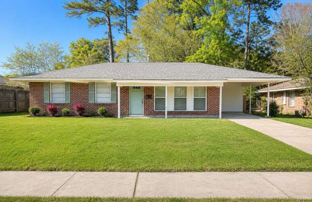 MAJOR PRICE DROP!!  Stunning 3 bedroom 2 bath home in Baton Rouge, LA photos photos