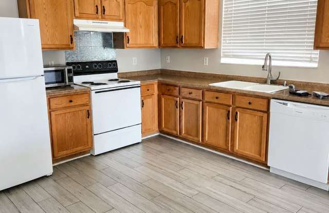 3-Bedroom Home in Lexington Oaks Golf Community – Prime Wesley Chapel Location Gallery 4