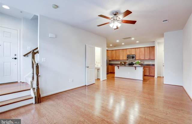 7748 CEDAR BRANCH DRIVE Gallery 4