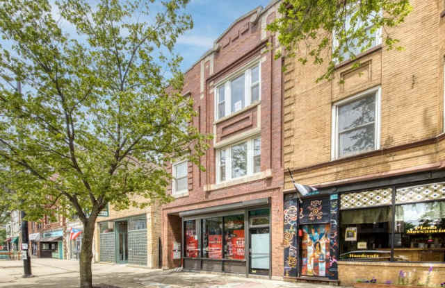 2630 W Division Street photos photos