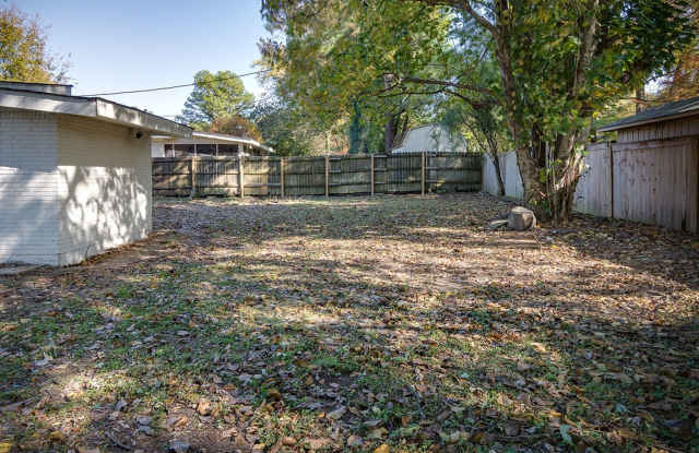 Beautifully Renovated 3BR/2B Home in Great Location!! photos photos