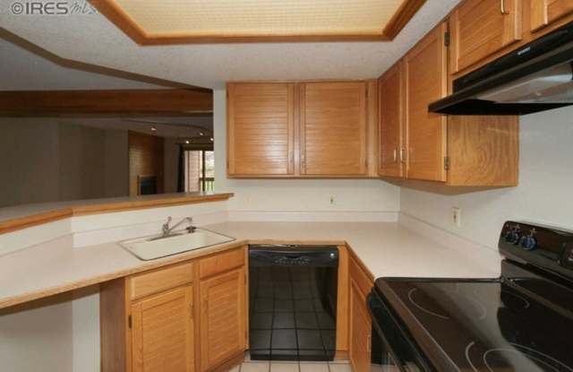 Charming 2BR Condo in Boulder photos photos
