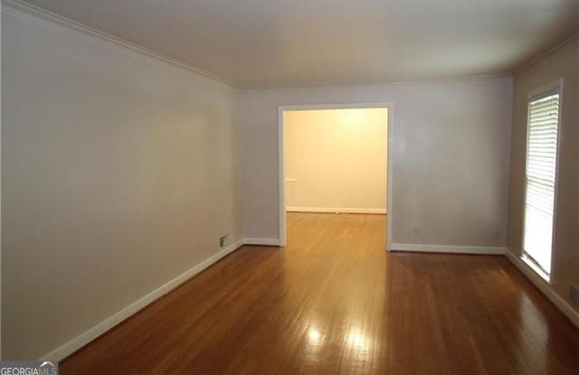 4690 Huntley Drive Gallery 4